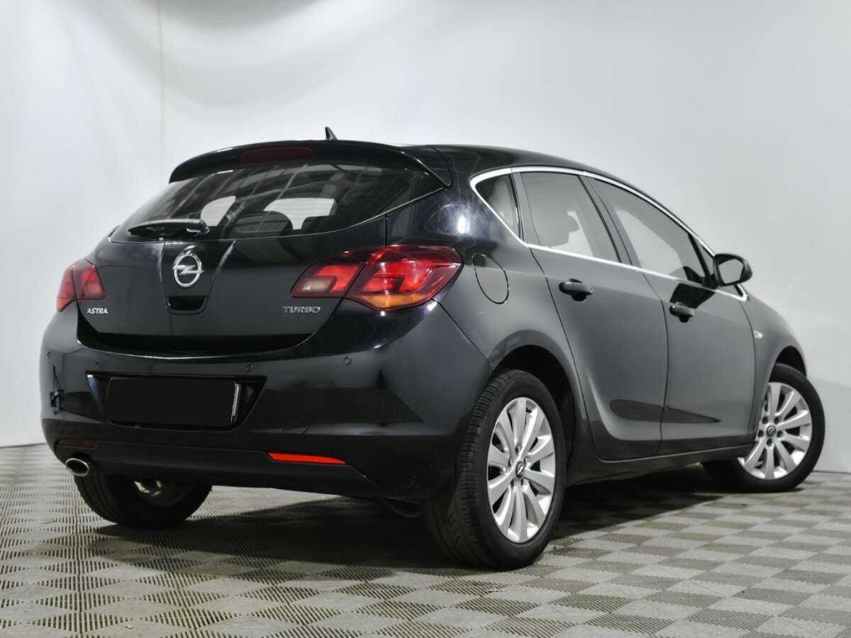Opel Astra, 2010 - 137 053 км. | Фото №4