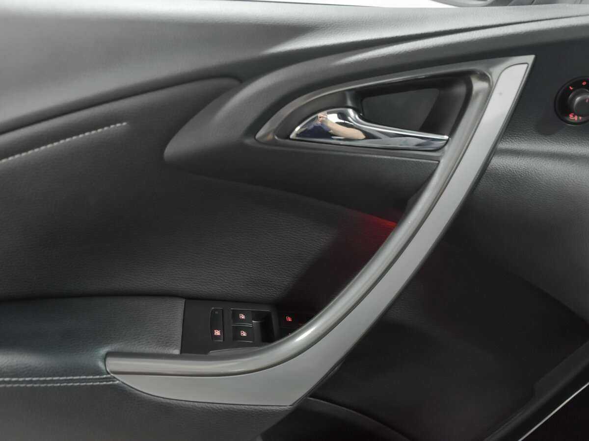 Opel Astra, 2010 Фото №12