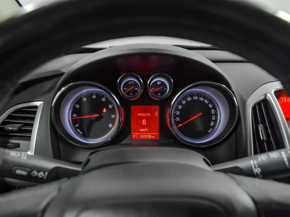 Opel Astra GTC, 2013 Фото №5