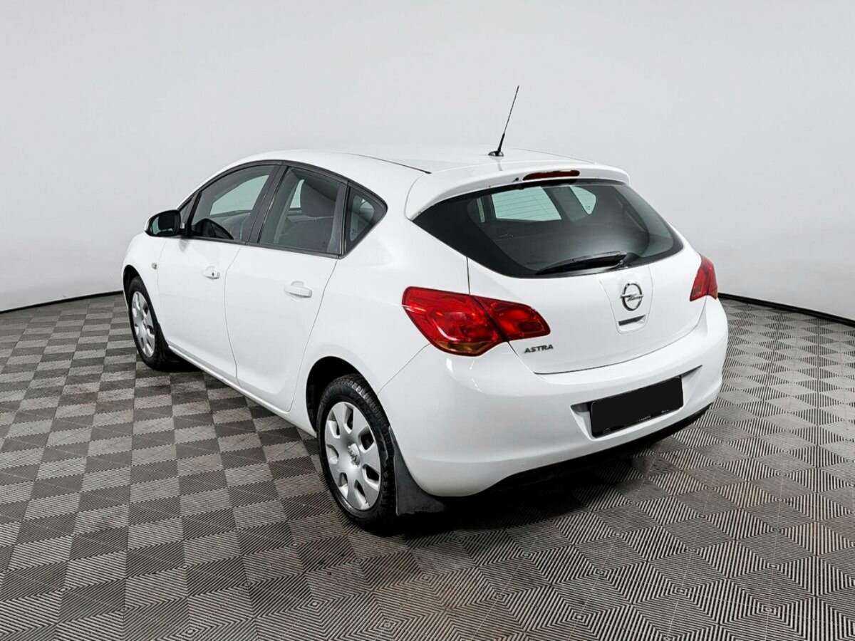 Opel Astra, 2011 - 165 120 км. | Фото №7