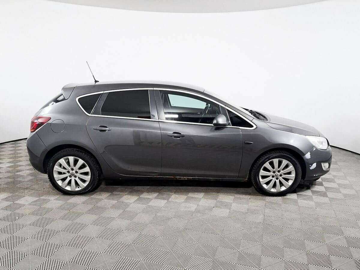 Opel Astra, 2011 - 213 711 км. | Фото №4