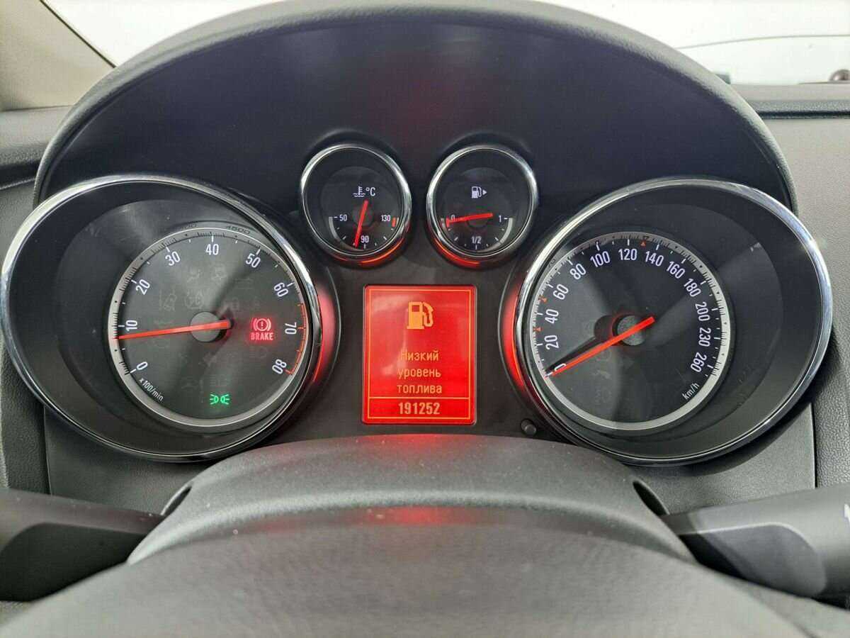 Opel Astra, 2011 Фото №10