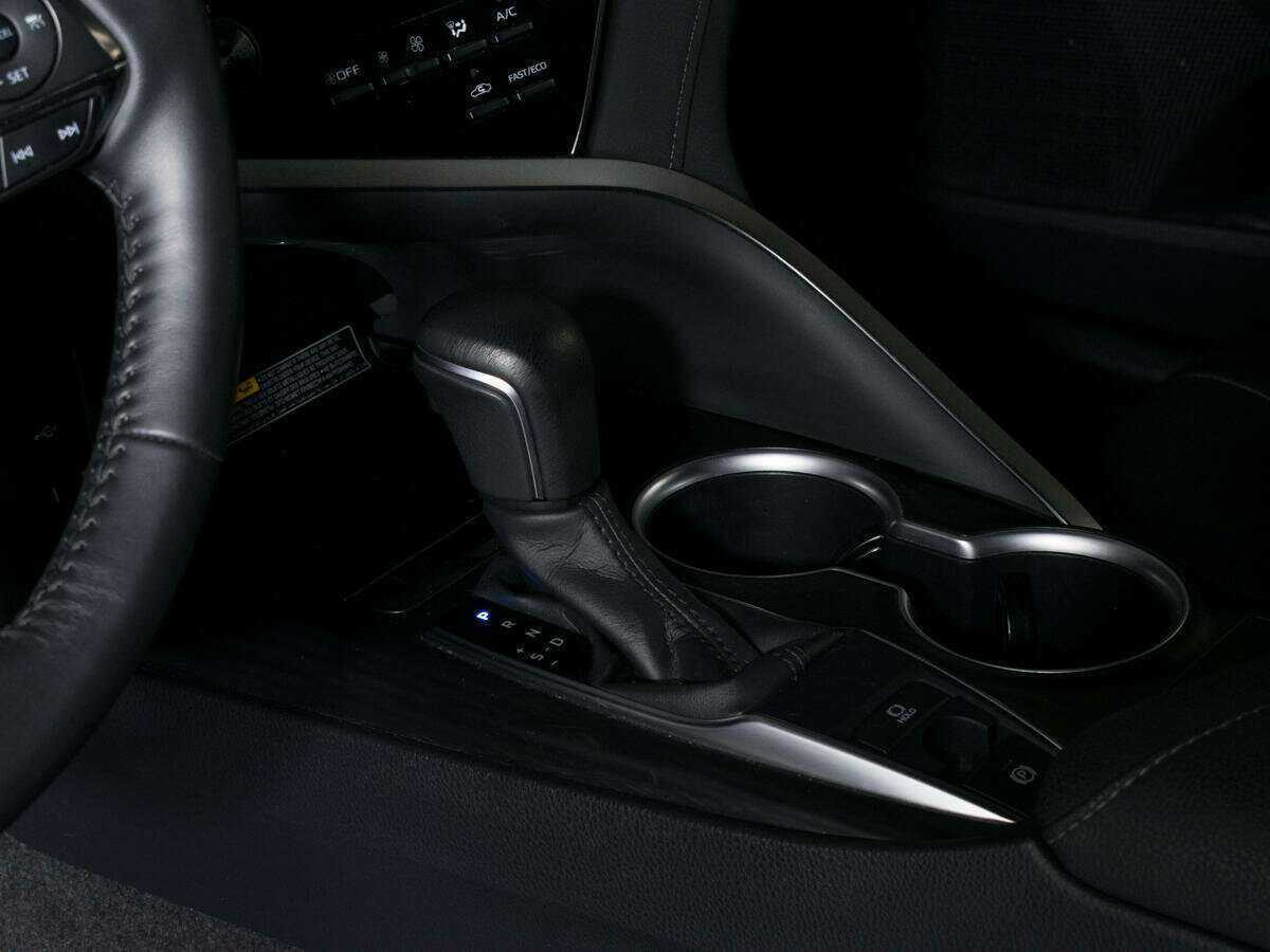 Toyota Camry, 2021 Фото №17