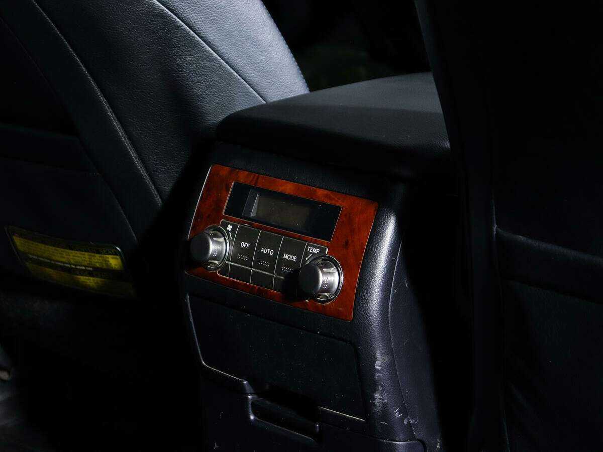 Toyota Highlander, 2011 Фото №16