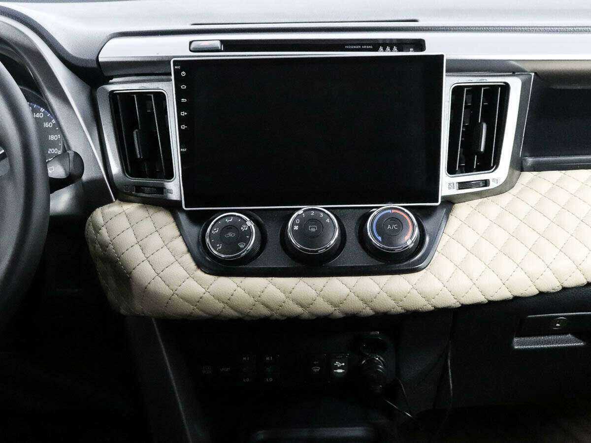 Toyota RAV4, 2016 Фото №11