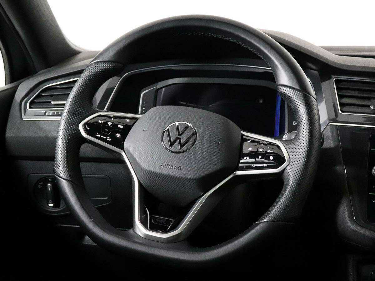 Volkswagen Tiguan, 2021 Фото №11