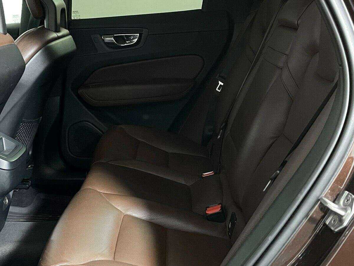Volvo XC60, 2018 Фото №10