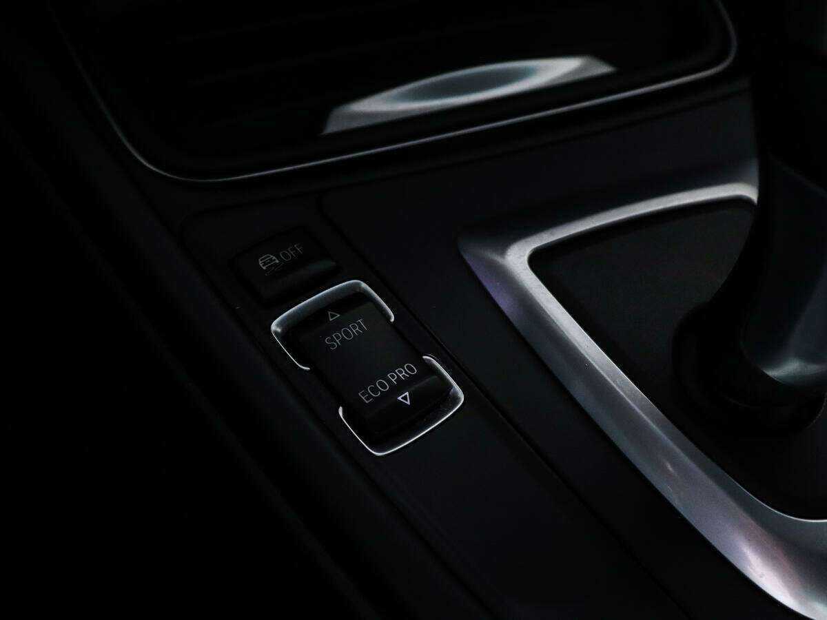 BMW 3 серии 316i, 2013 Фото №16