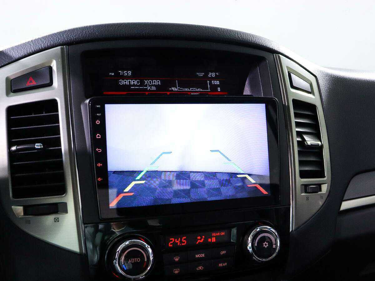 Mitsubishi Pajero, 2021 Фото №17