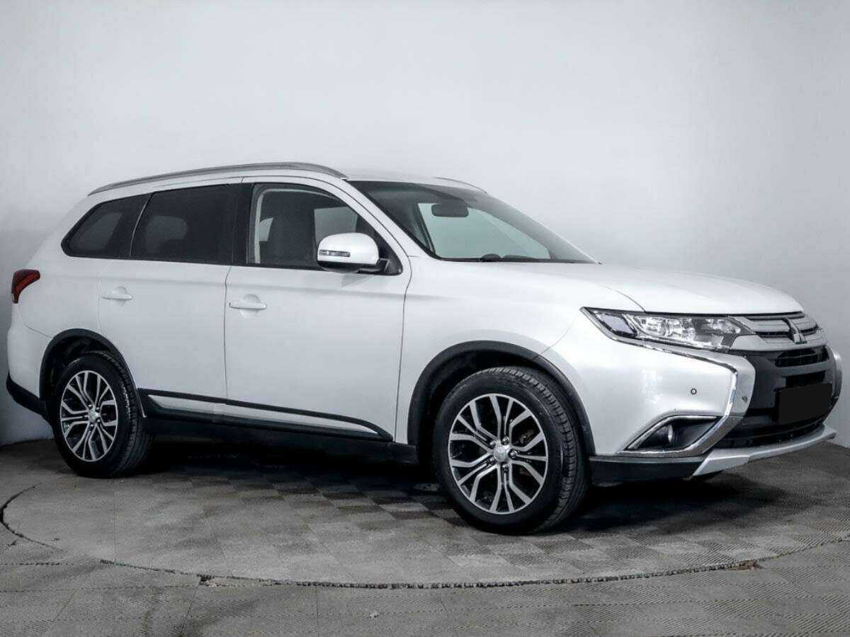Mitsubishi Outlander, 2018 Фото №3