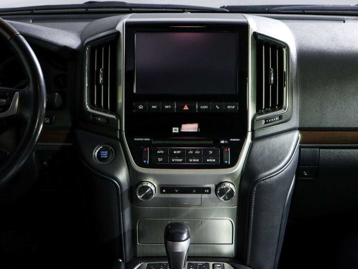 Toyota Land Cruiser, 2017 Фото №10