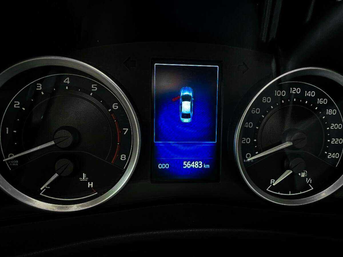 Toyota Corolla, 2018 Фото №8