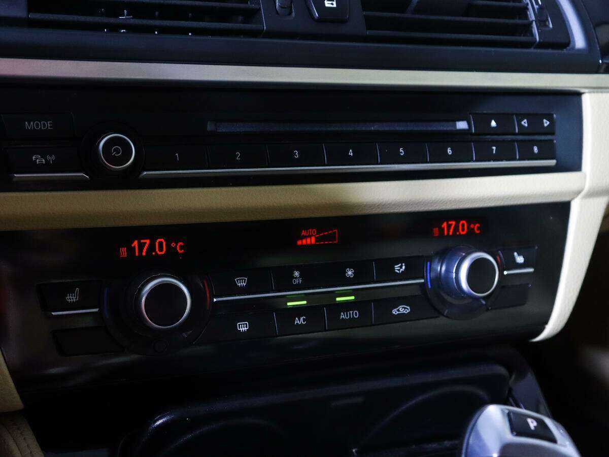 BMW 5 серии 520d, 2014 Фото №18