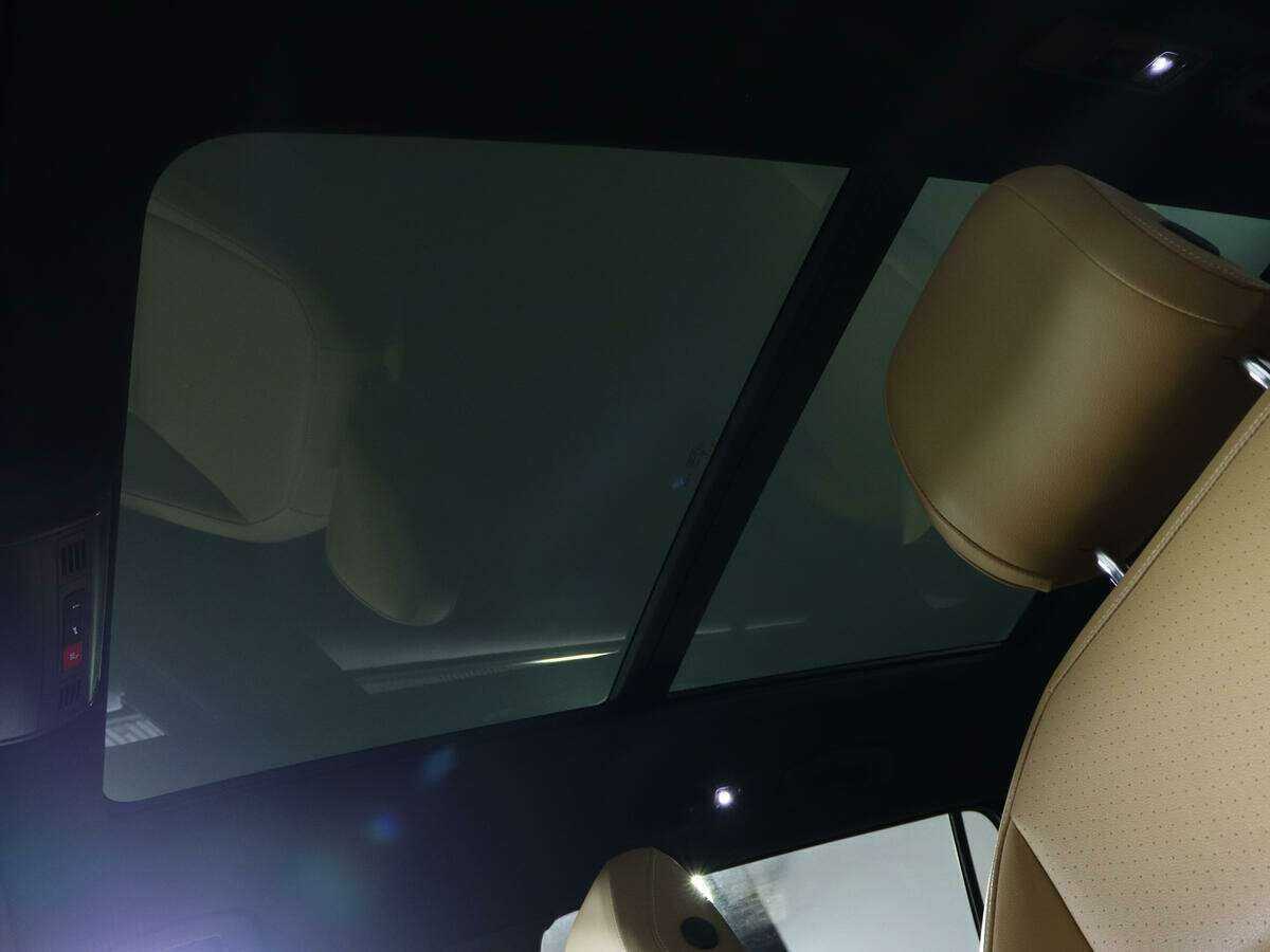 Volkswagen Tiguan, 2022 Фото №21