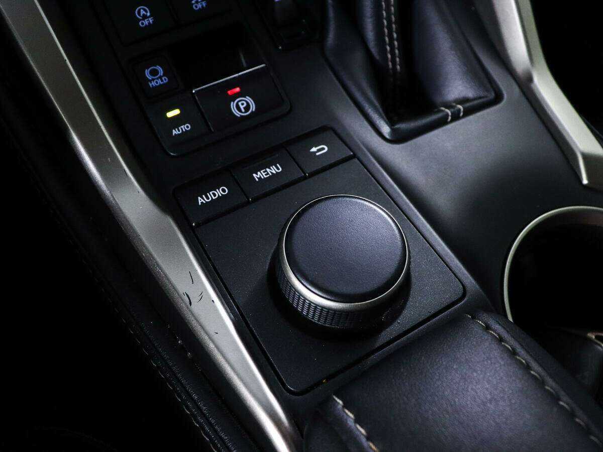 Lexus NX 200, 2017 Фото №16