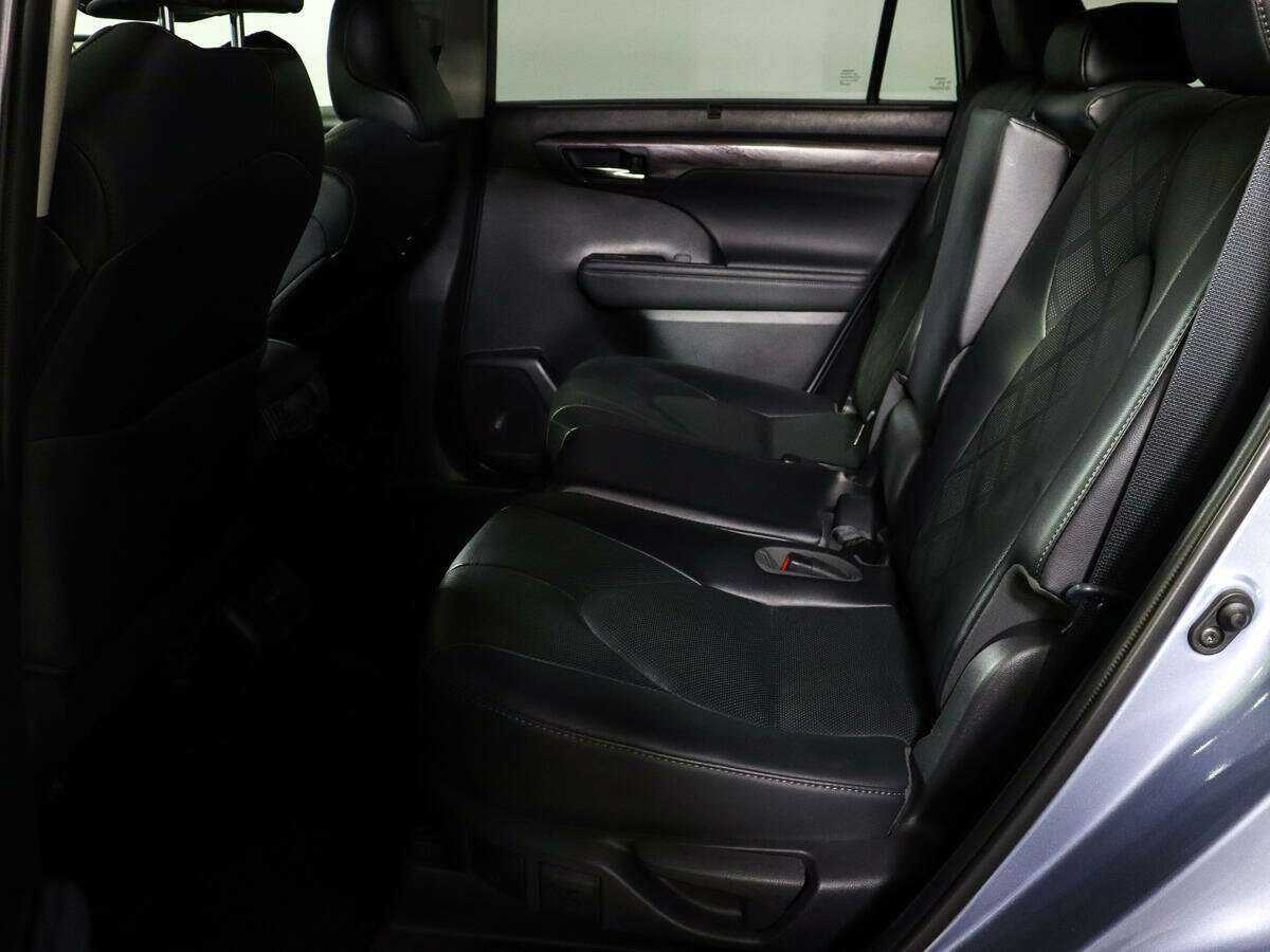 Toyota Highlander, 2022 Фото №10