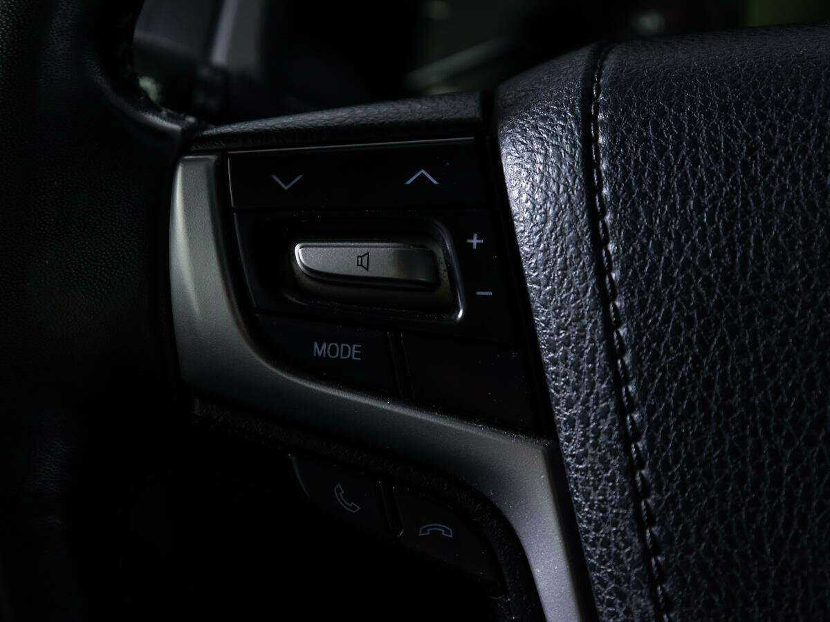 Toyota Land Cruiser Prado, 2019 Фото №20