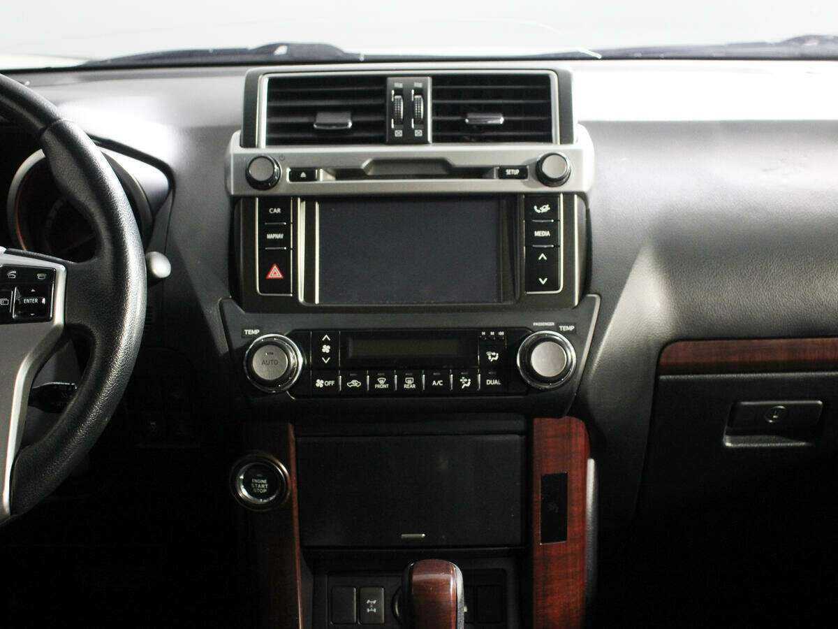 Toyota Land Cruiser Prado, 2017 Фото №12