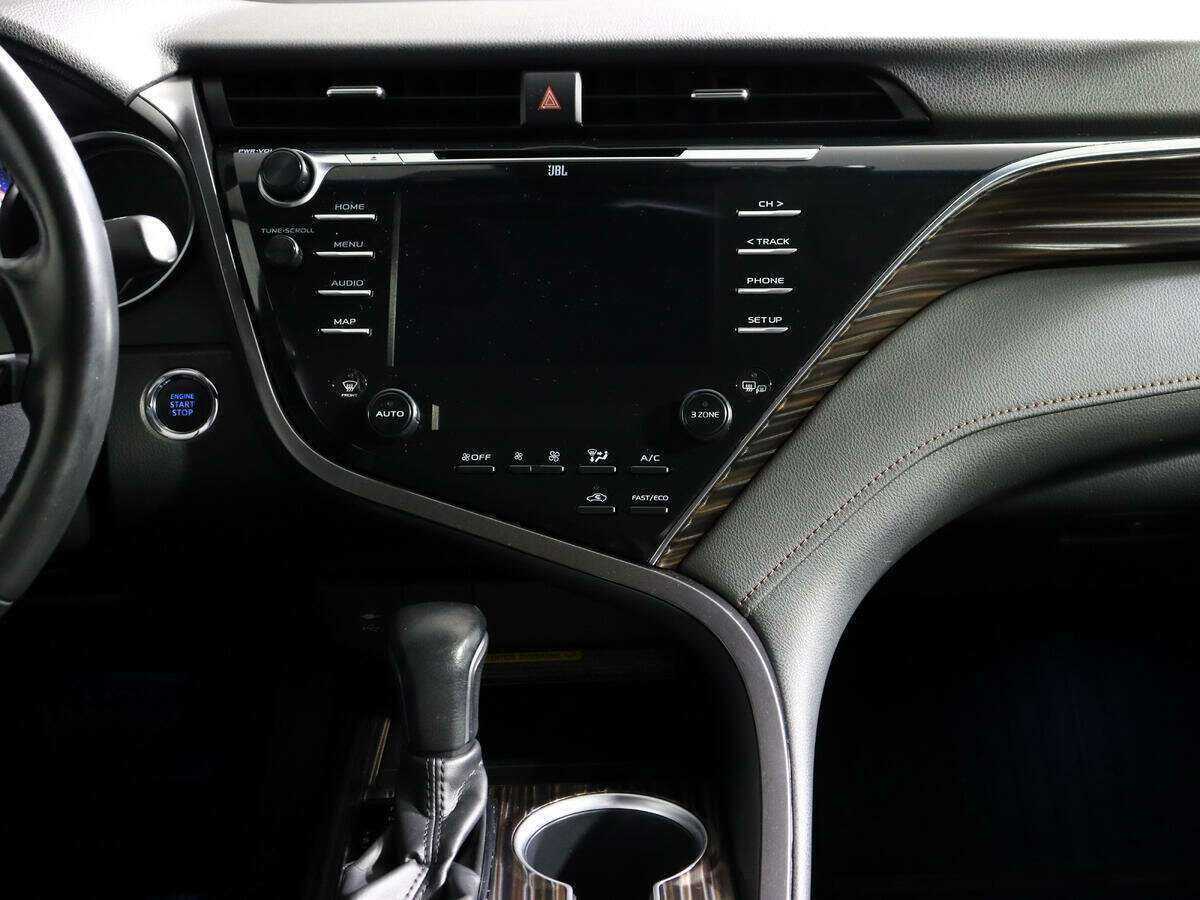Toyota Camry, 2020 Фото №9