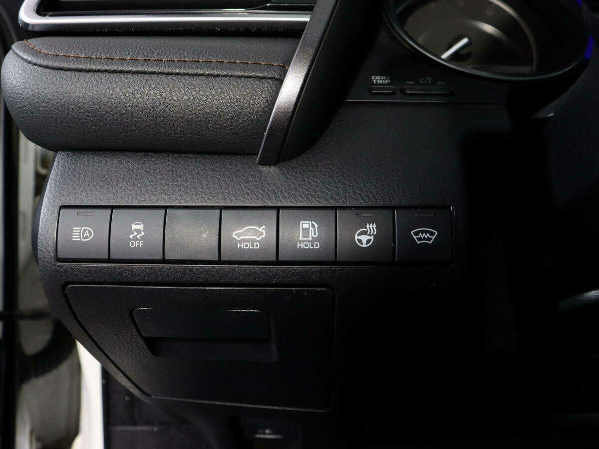 Toyota Camry, 2020 Фото №17