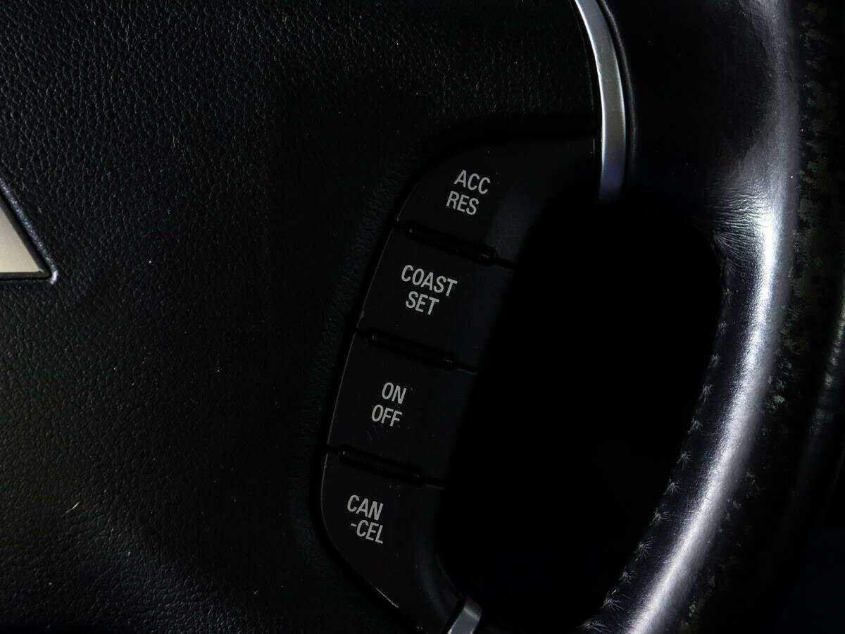 Mitsubishi Pajero, 2011 Фото №18