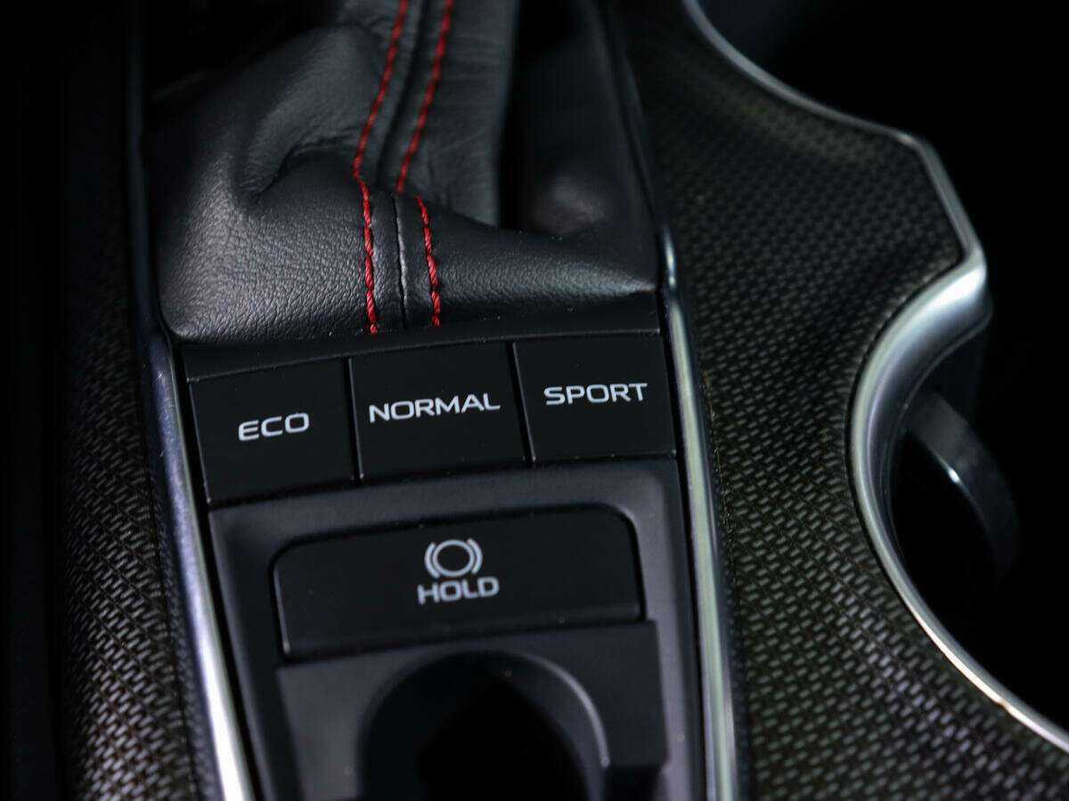 Toyota Camry, 2021 Фото №25