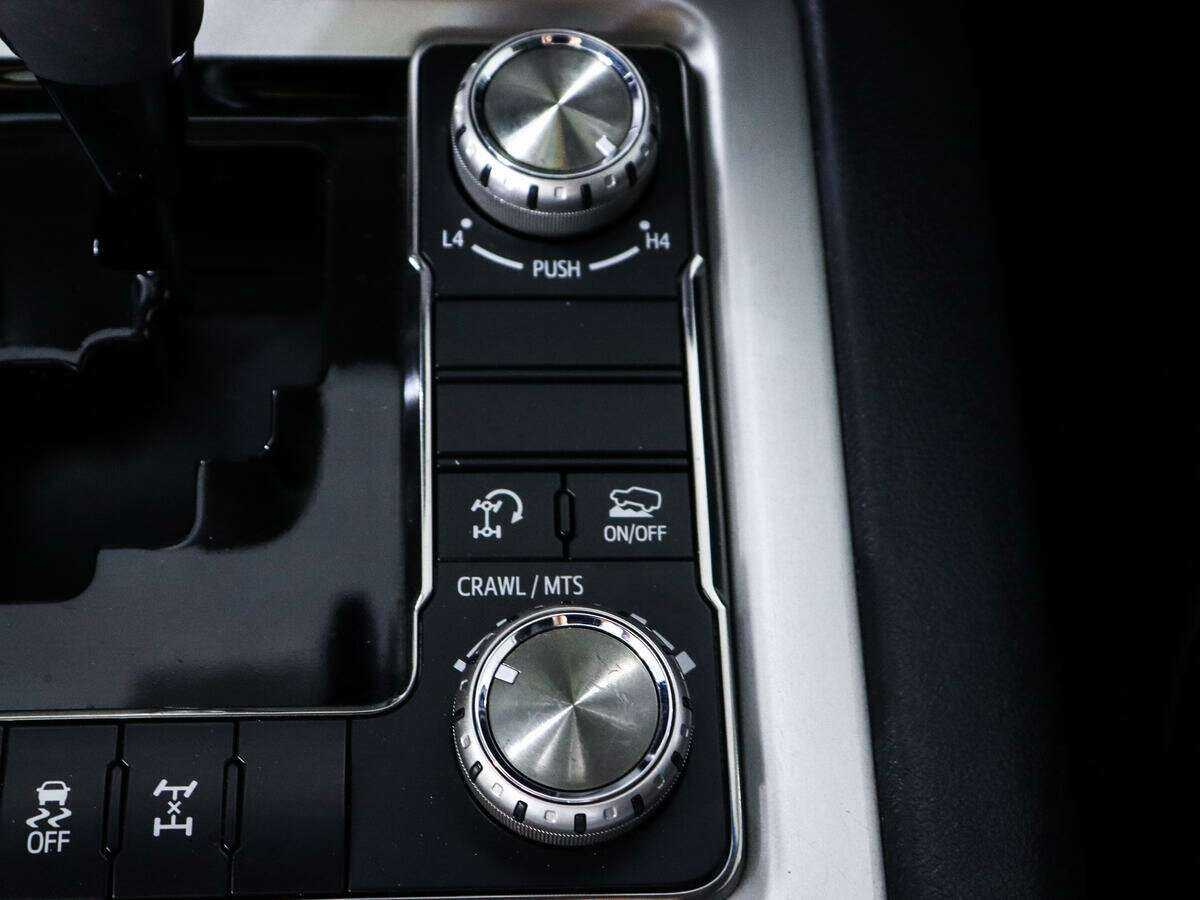 Toyota Land Cruiser, 2017 Фото №23