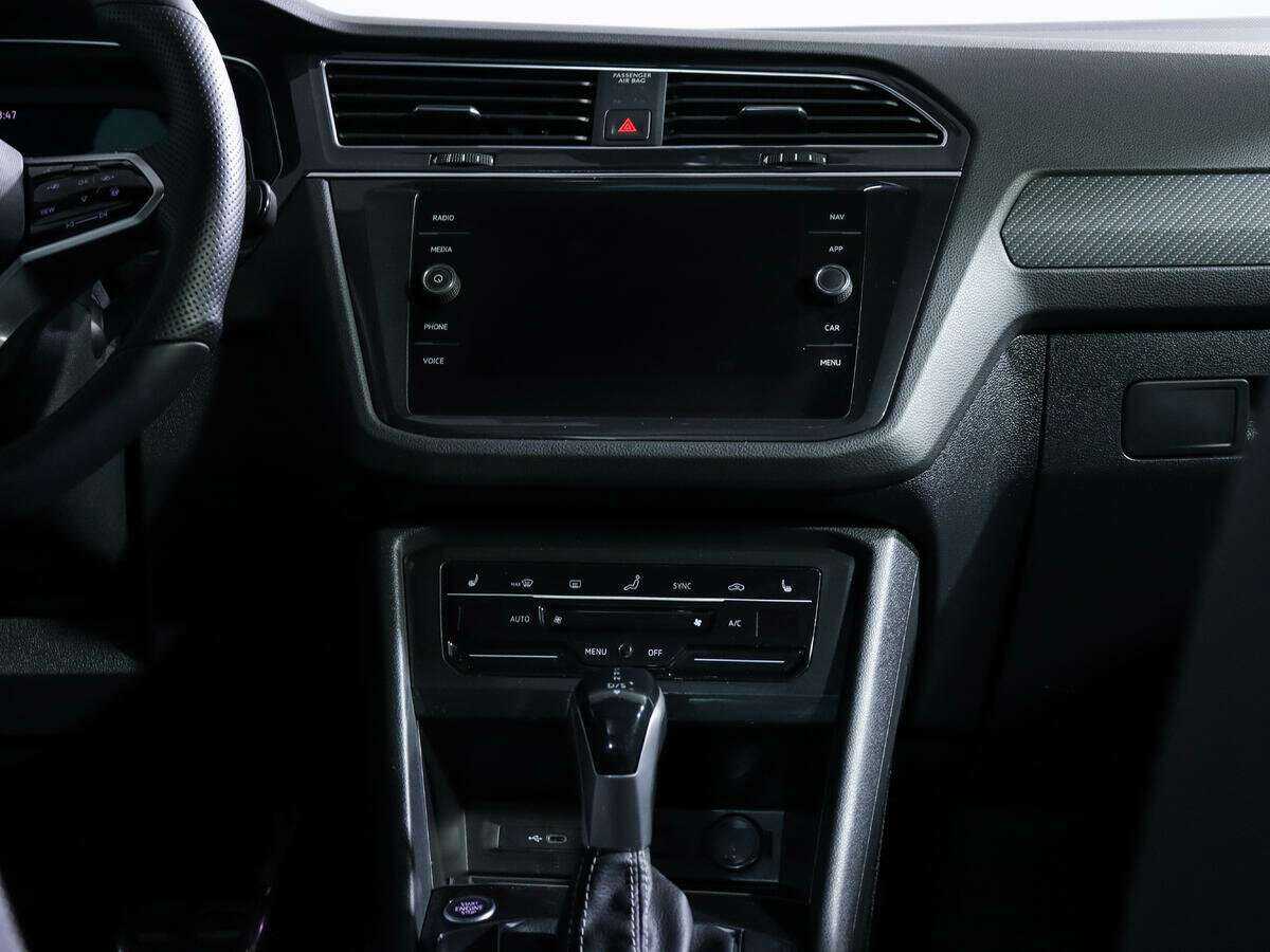 Volkswagen Tiguan, 2021 Фото №11