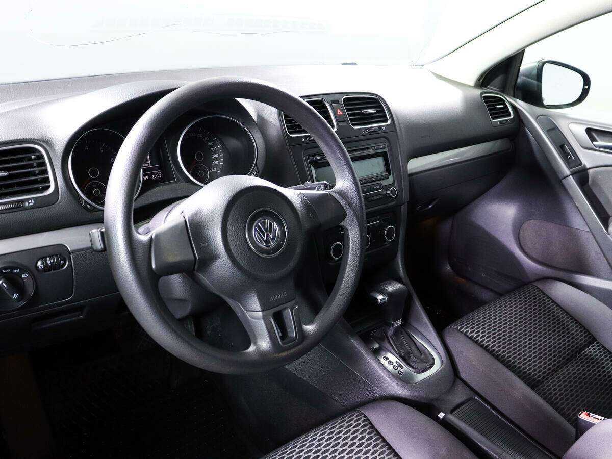 Volkswagen Golf, 2010 Фото №12