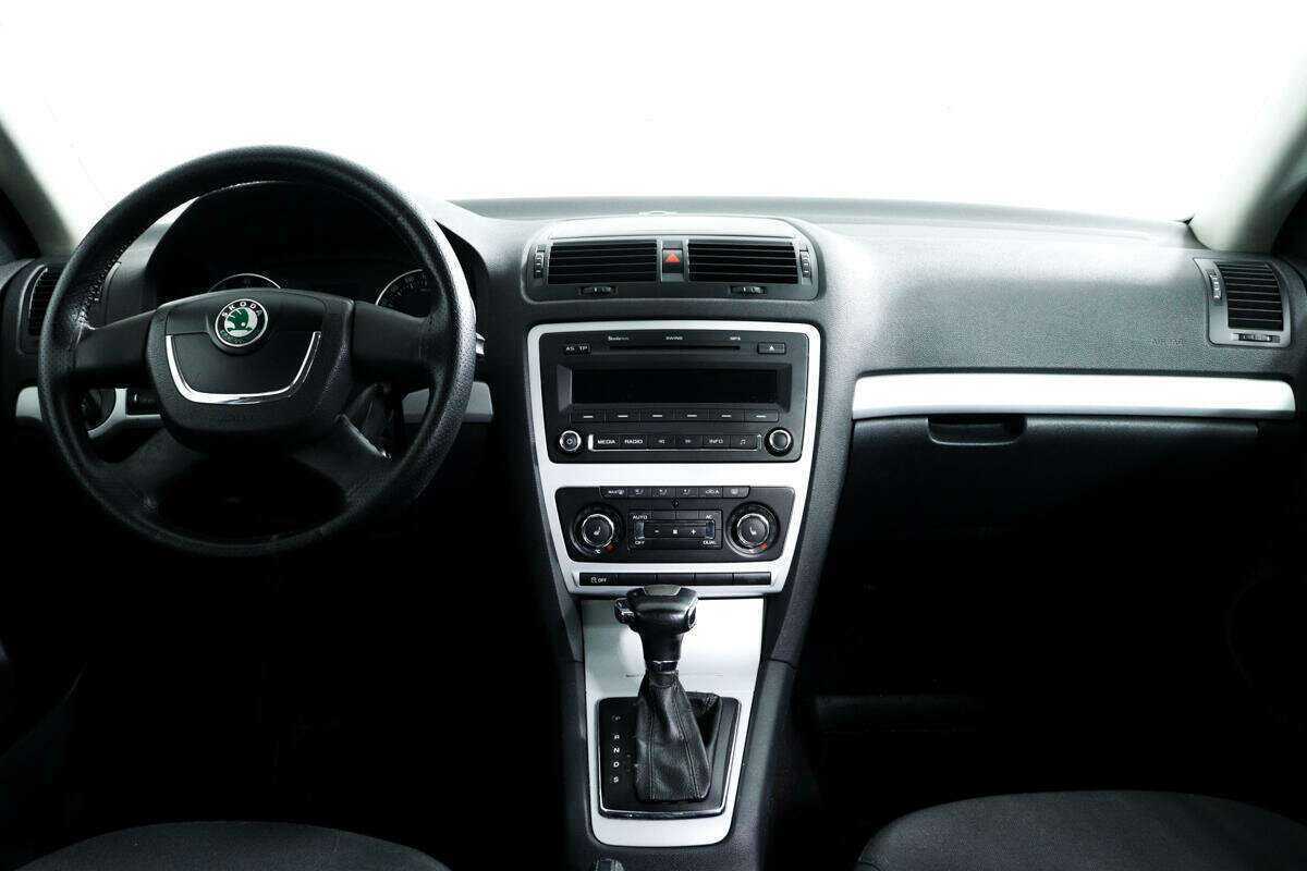 Skoda Octavia, 2011 Фото №11