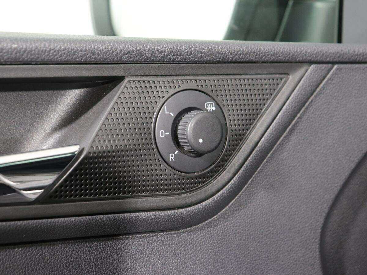 Skoda Rapid, 2020 Фото №11