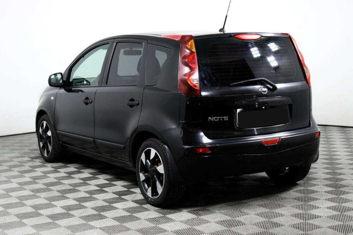Nissan Note, 2010 Фото №7