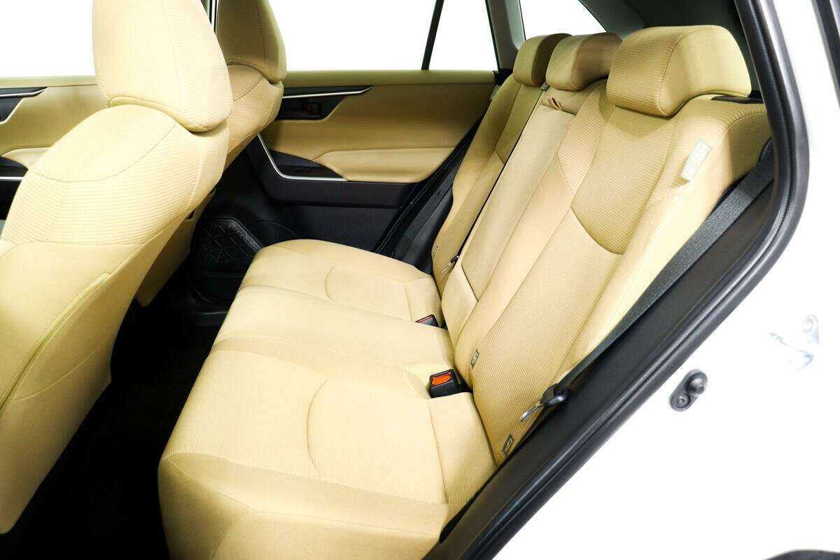 Toyota RAV4, 2022 Фото №12