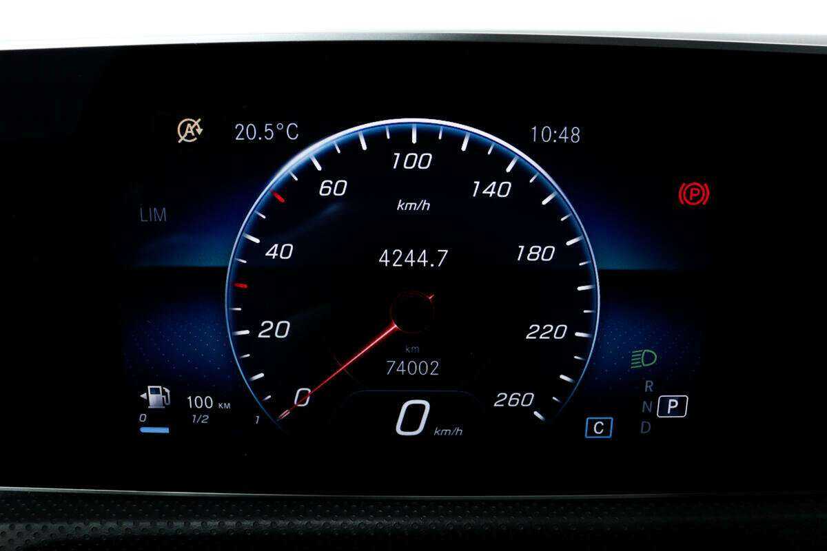 Mercedes-Benz CLA 200, 2019 Фото №10