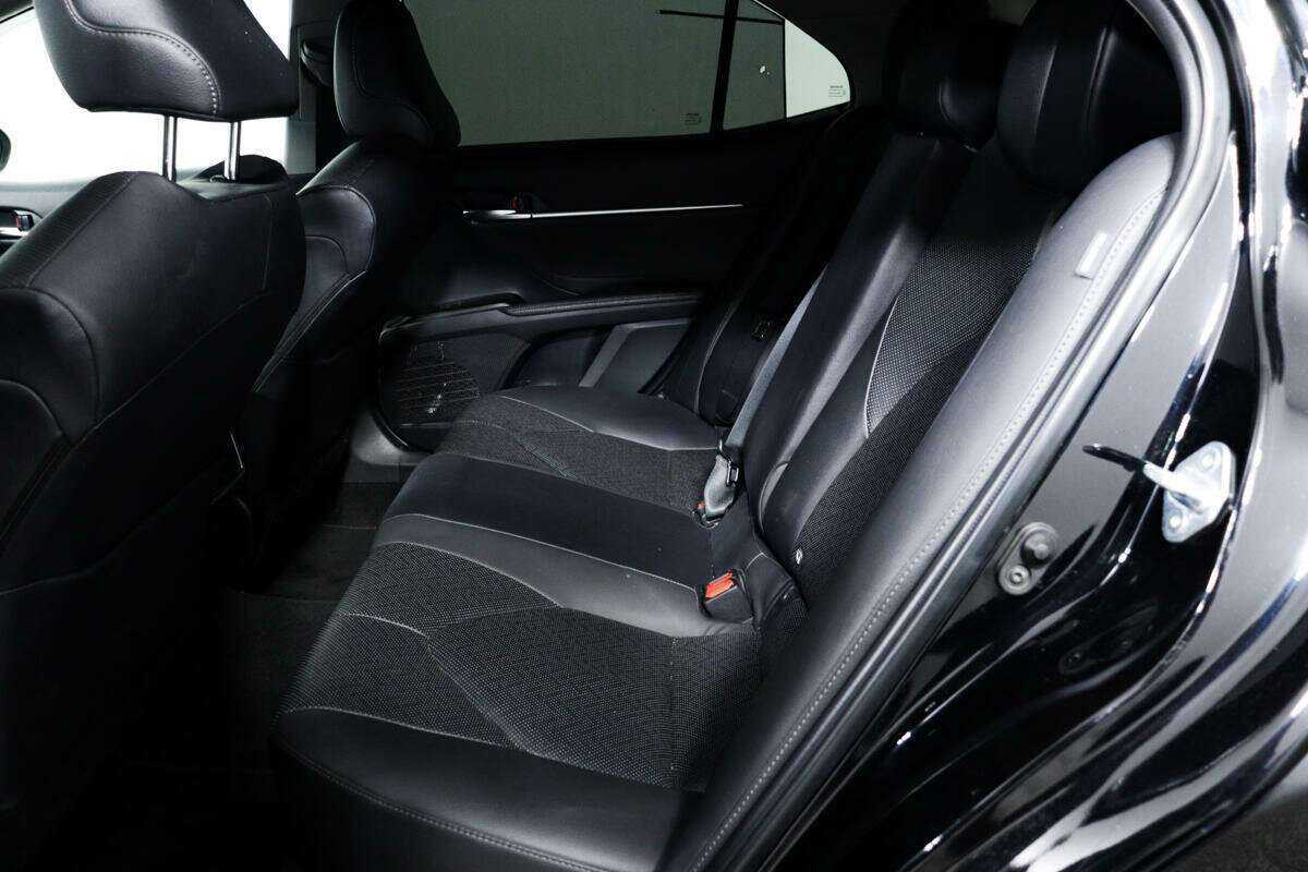 Toyota Camry, 2021 Фото №12