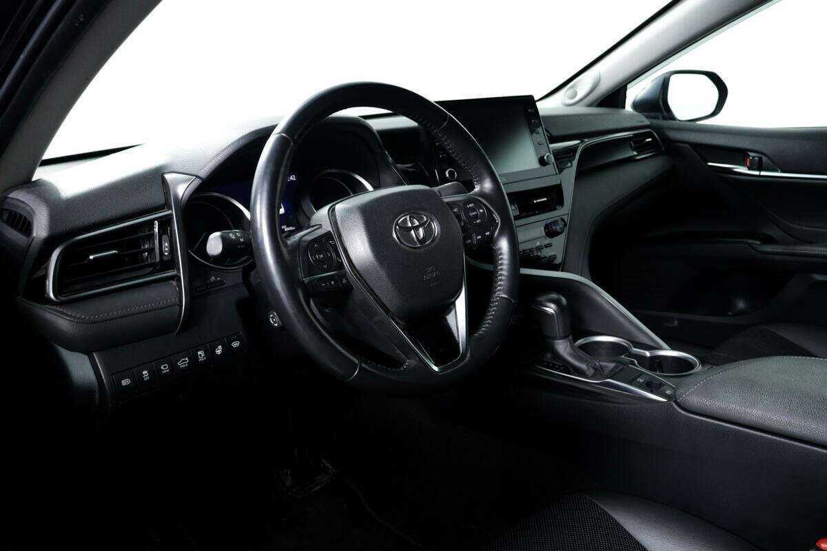 Toyota Camry, 2021 Фото №13
