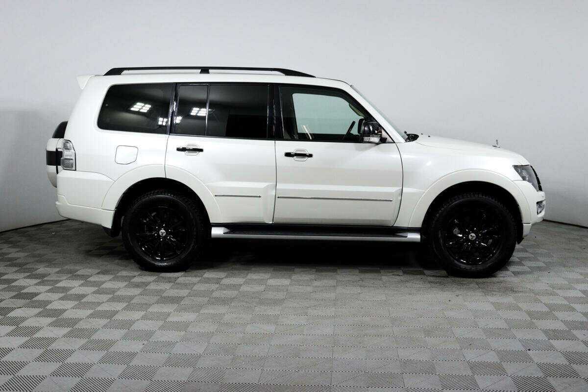 Mitsubishi Pajero, 2019 - 10 957 км. | Фото №4