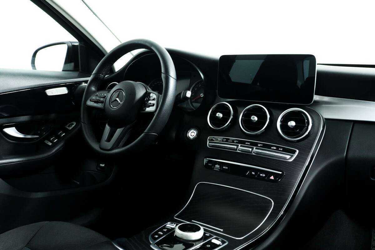 Mercedes-Benz C-Класс 180, 2018 - 98 505 км. | Фото №8