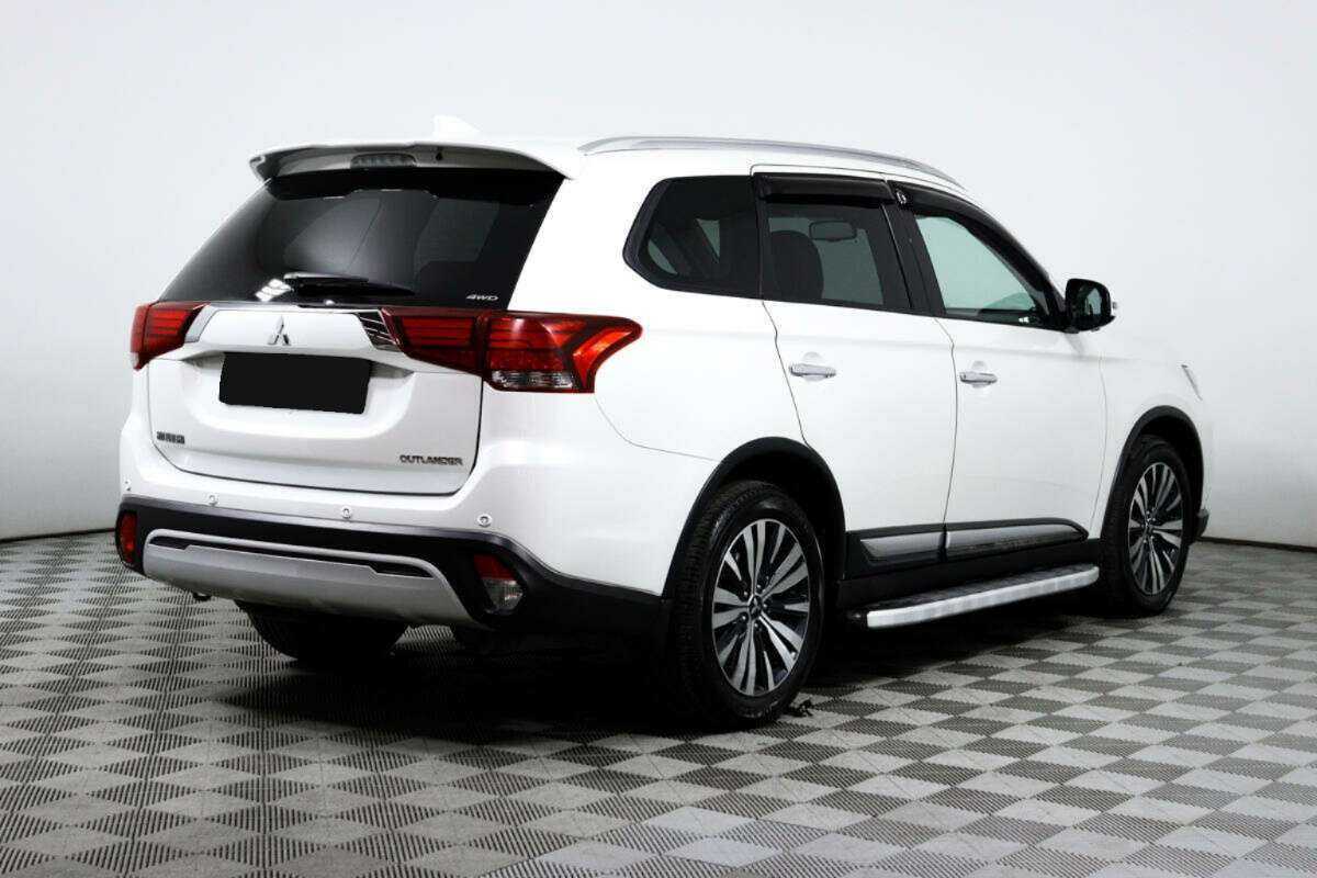 Mitsubishi Outlander, 2019 - 103 420 км. | Фото №5