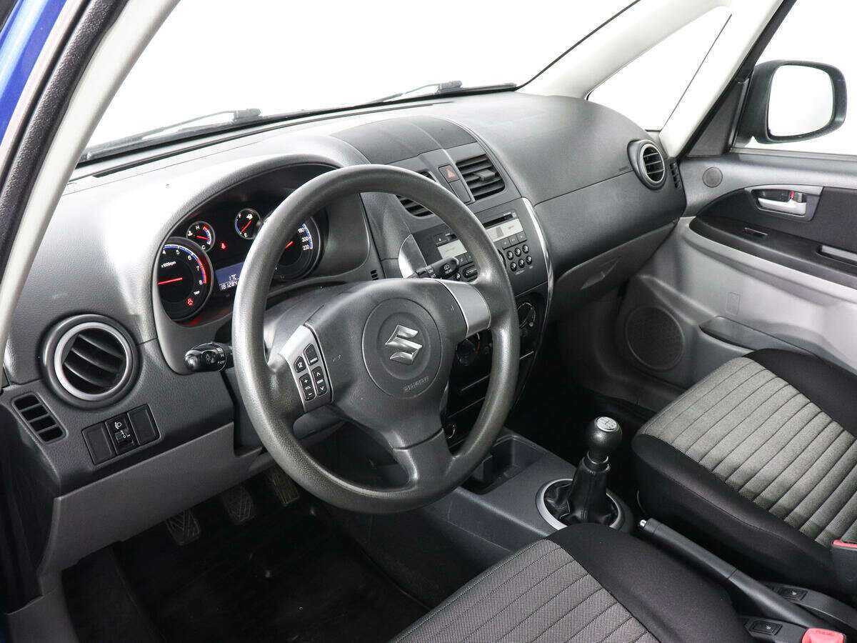Suzuki SX4, 2011 Фото №9