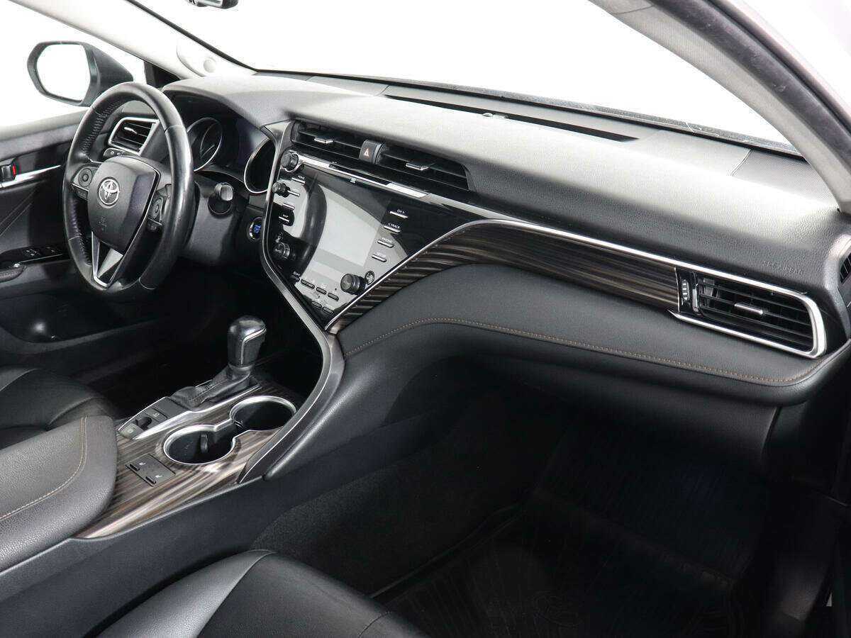 Toyota Camry, 2021 Фото №9