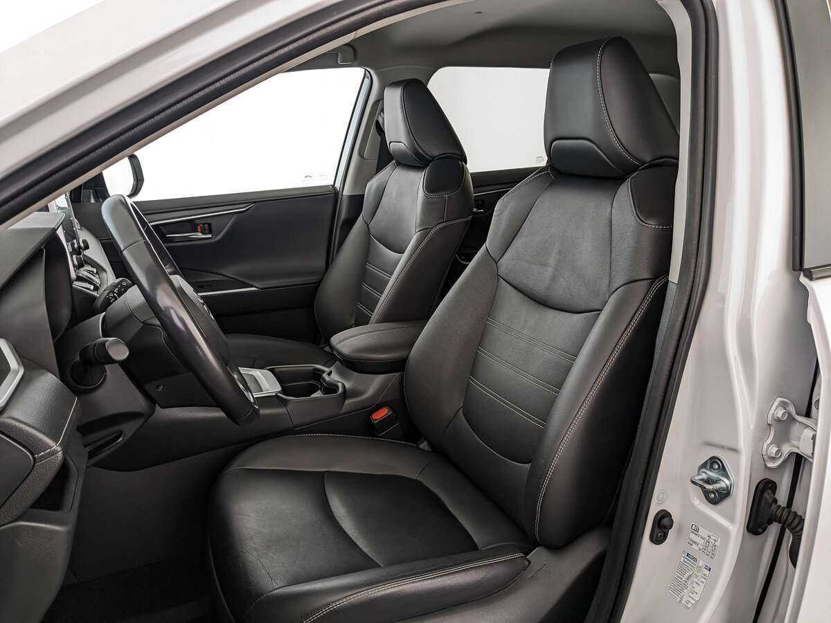 Toyota RAV4, 2022 Фото №18