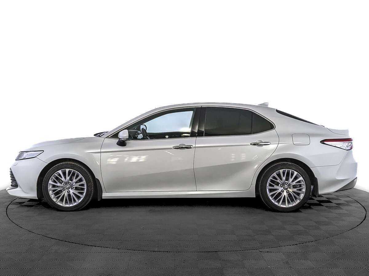 Toyota Camry, 2021 Фото №8