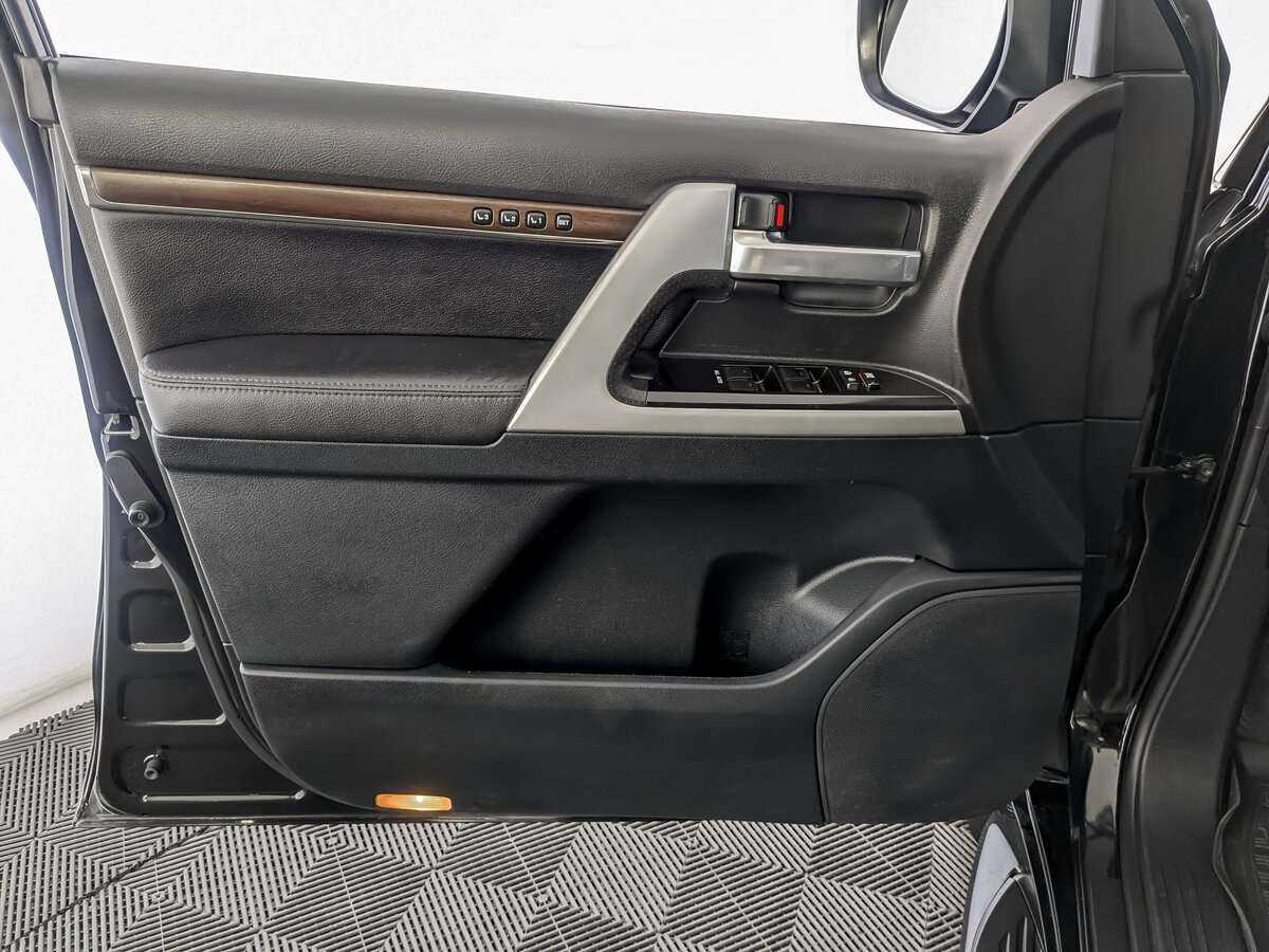 Toyota Land Cruiser, 2019 Фото №15