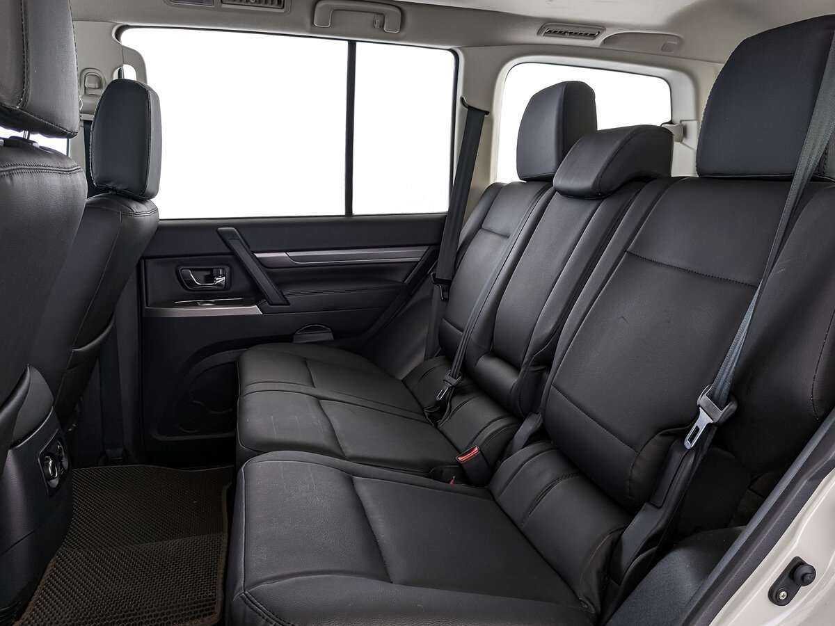 Mitsubishi Pajero, 2021 Фото №14