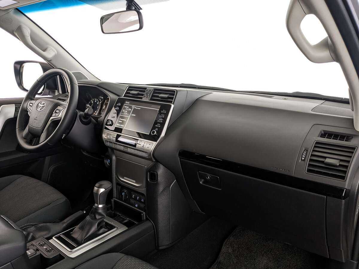 Toyota Land Cruiser Prado, 2022 - 2 854 км. | Фото №8