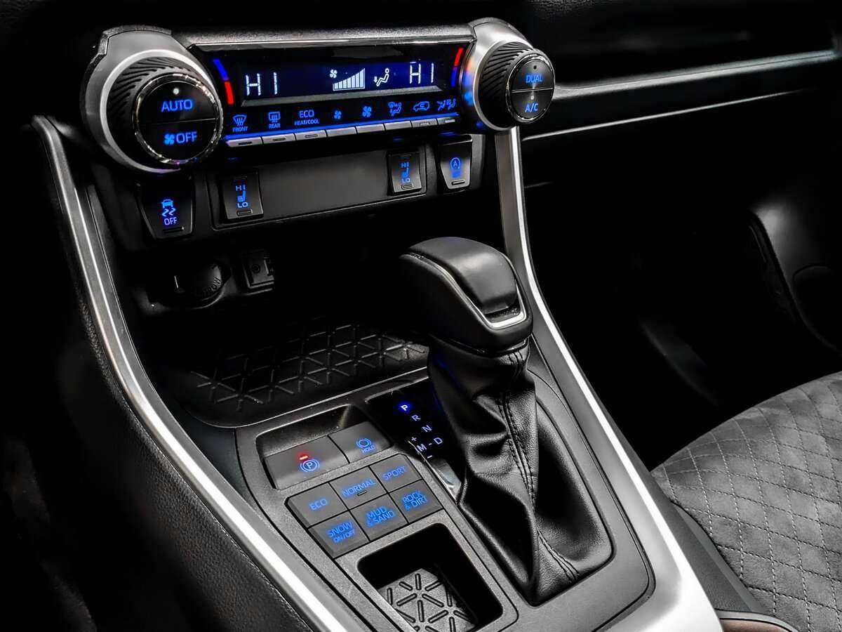 Toyota RAV4, 2022 Фото №21