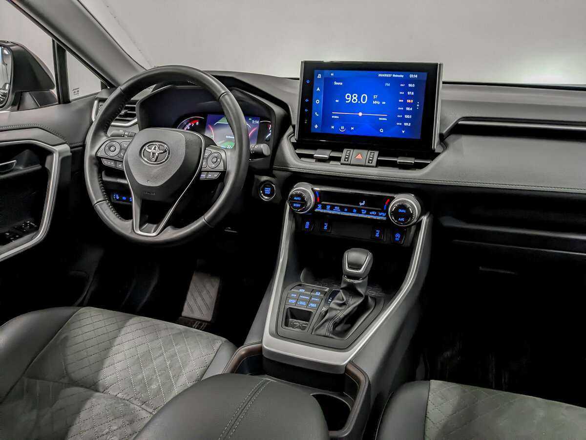 Toyota RAV4, 2022 Фото №22
