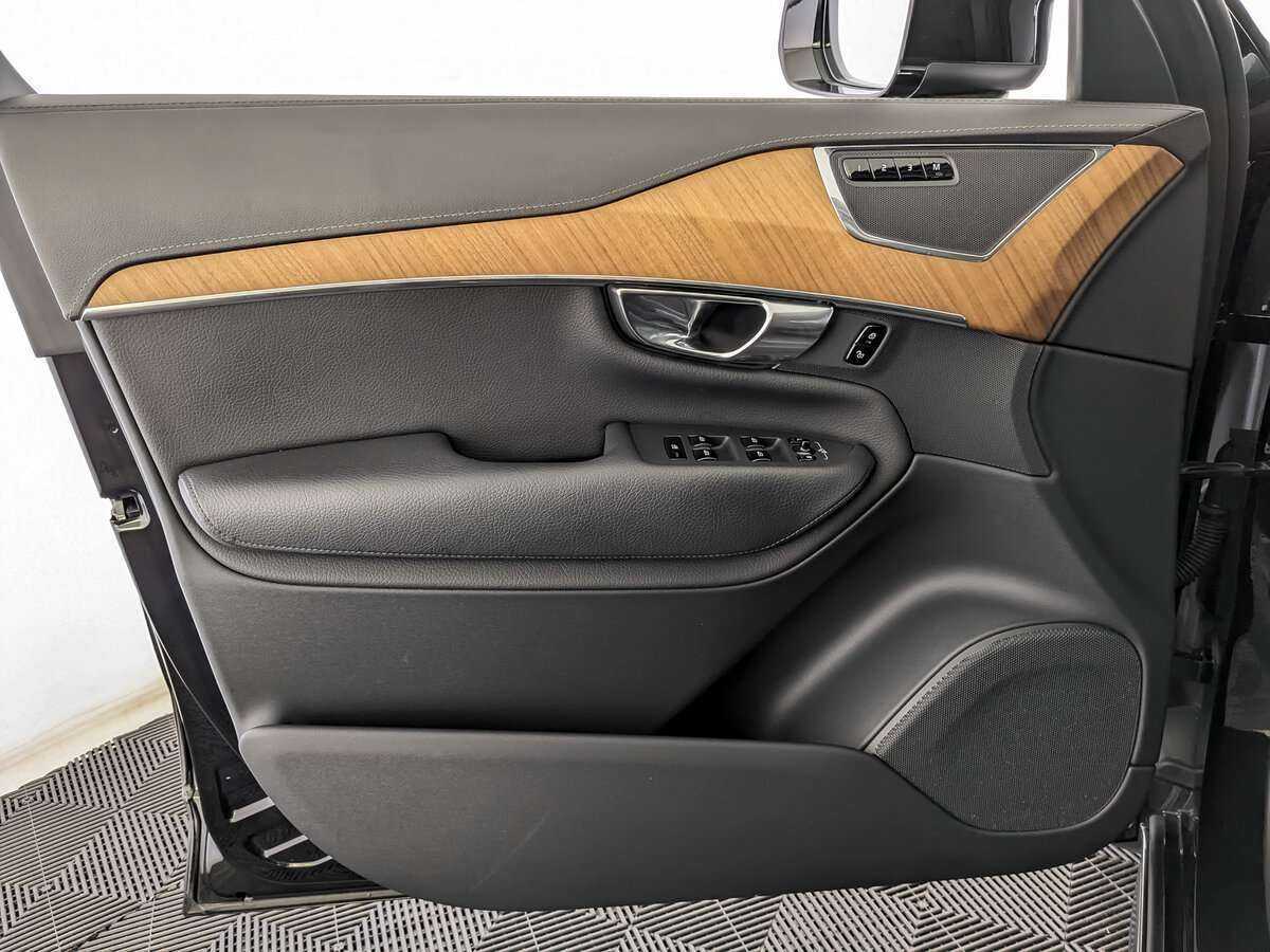 Volvo XC90 Recharge, 2021 Фото №15