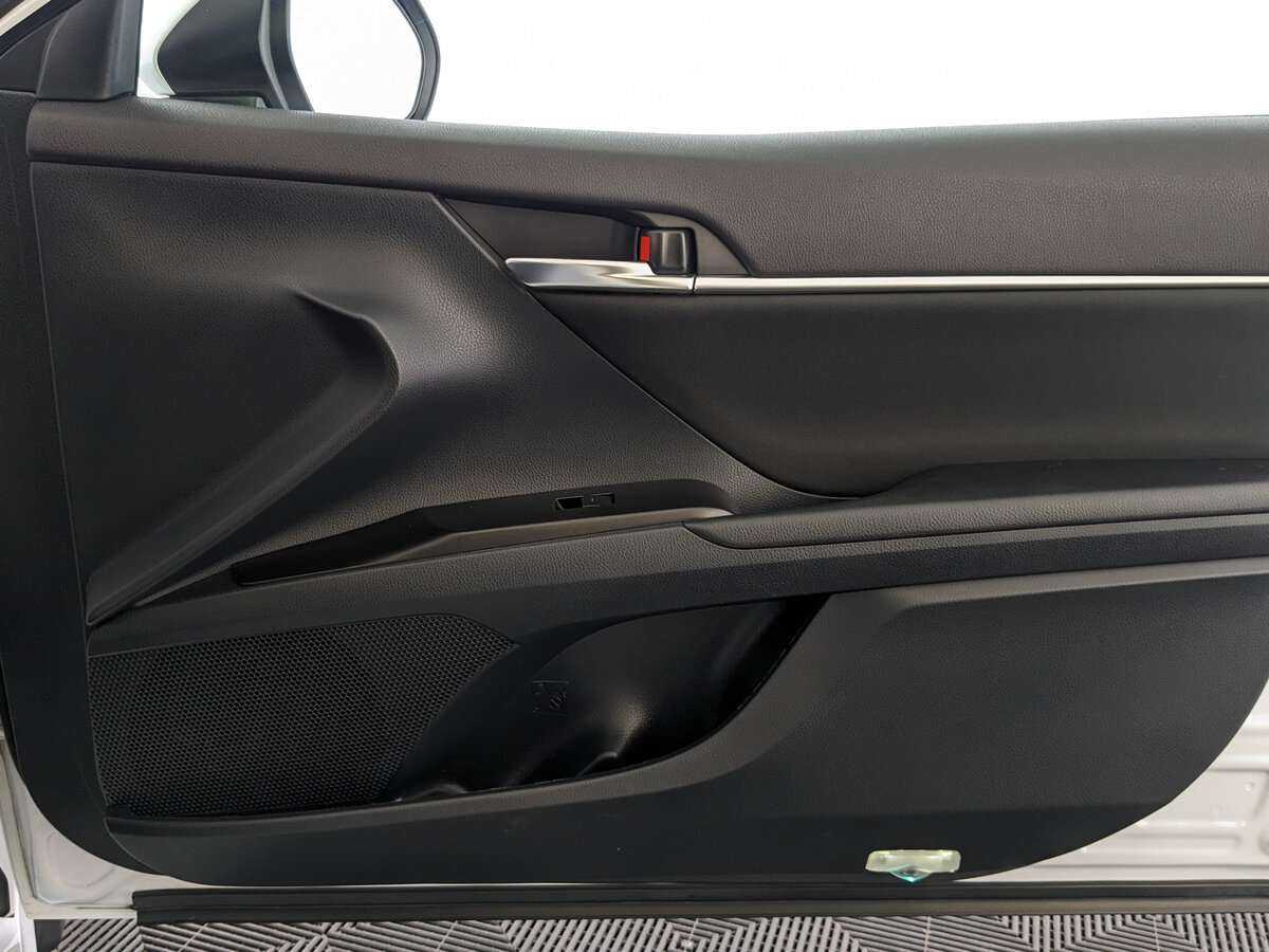 Toyota Camry, 2022 Фото №21